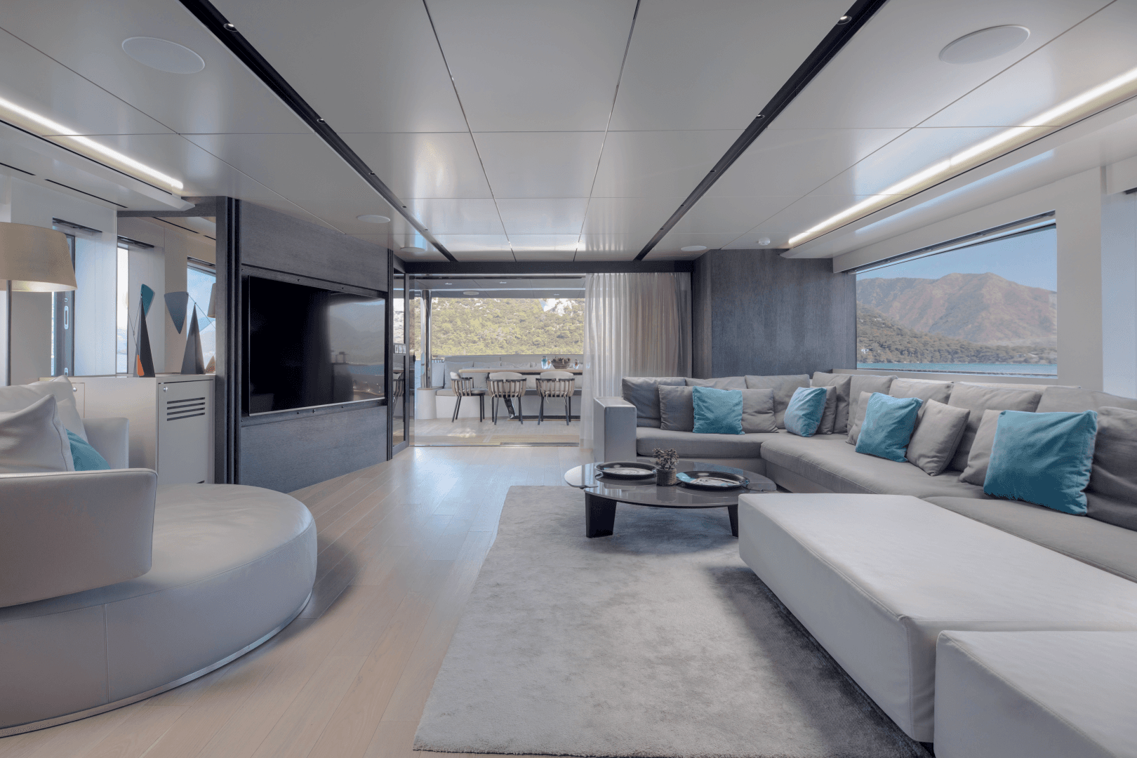 2019 Numarine 32XP