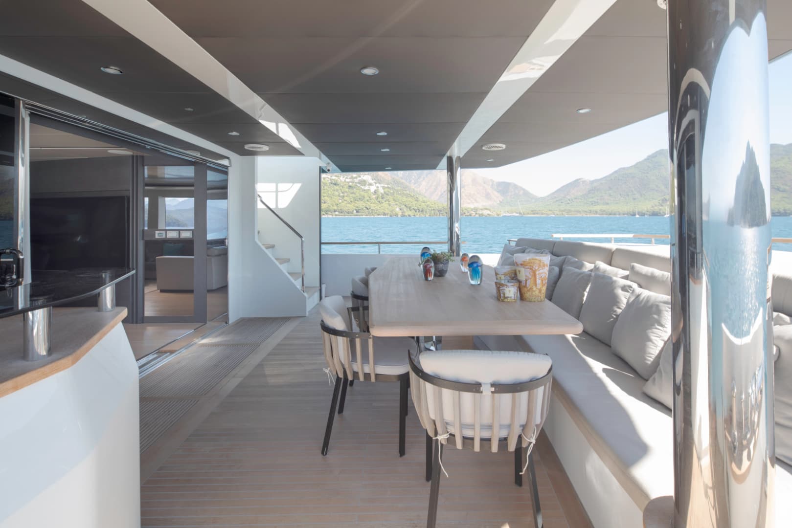 2019 Numarine 32XP
