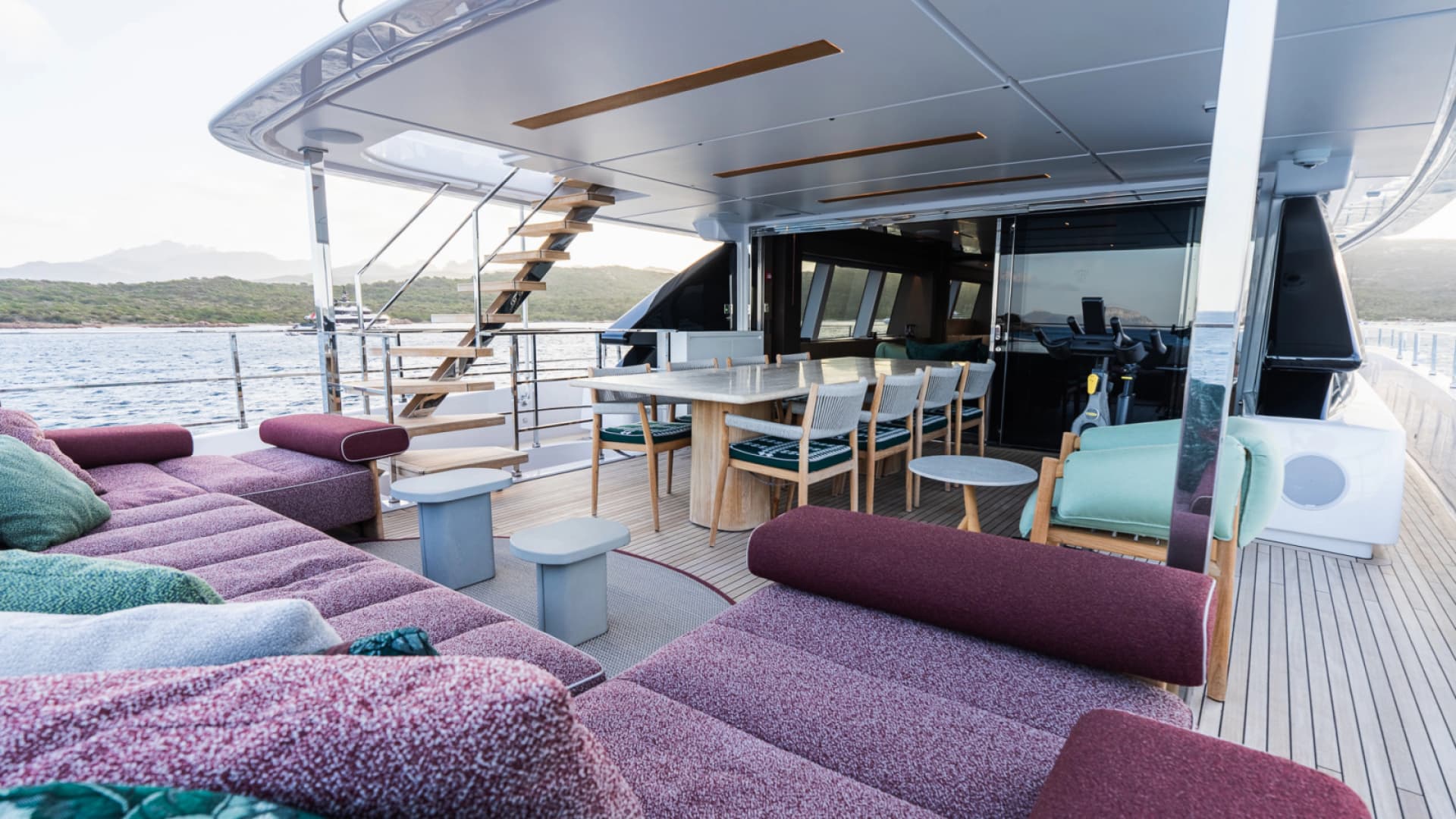 2024 Custom Line Navetta 33