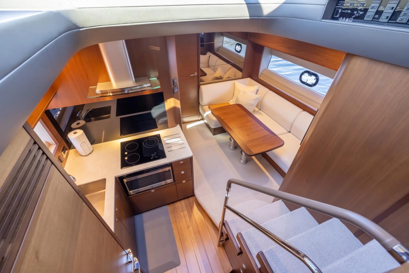 2020 Princess V50