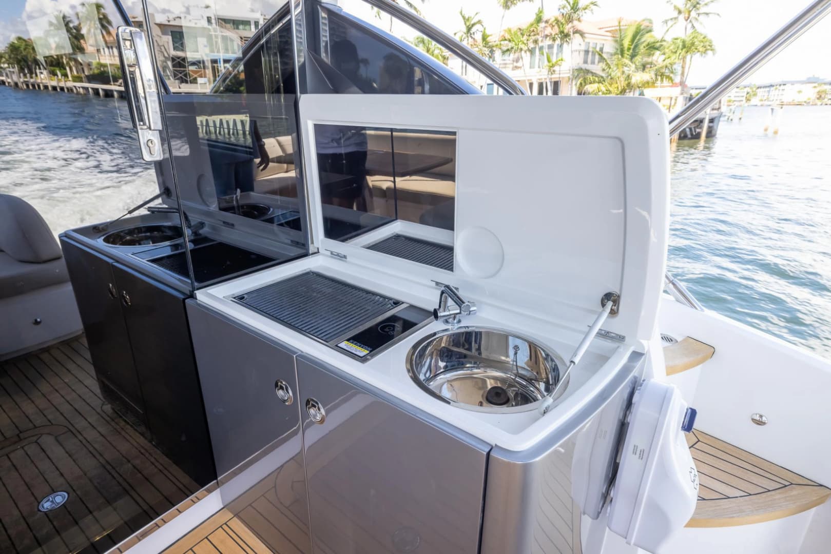 2020 Princess V50