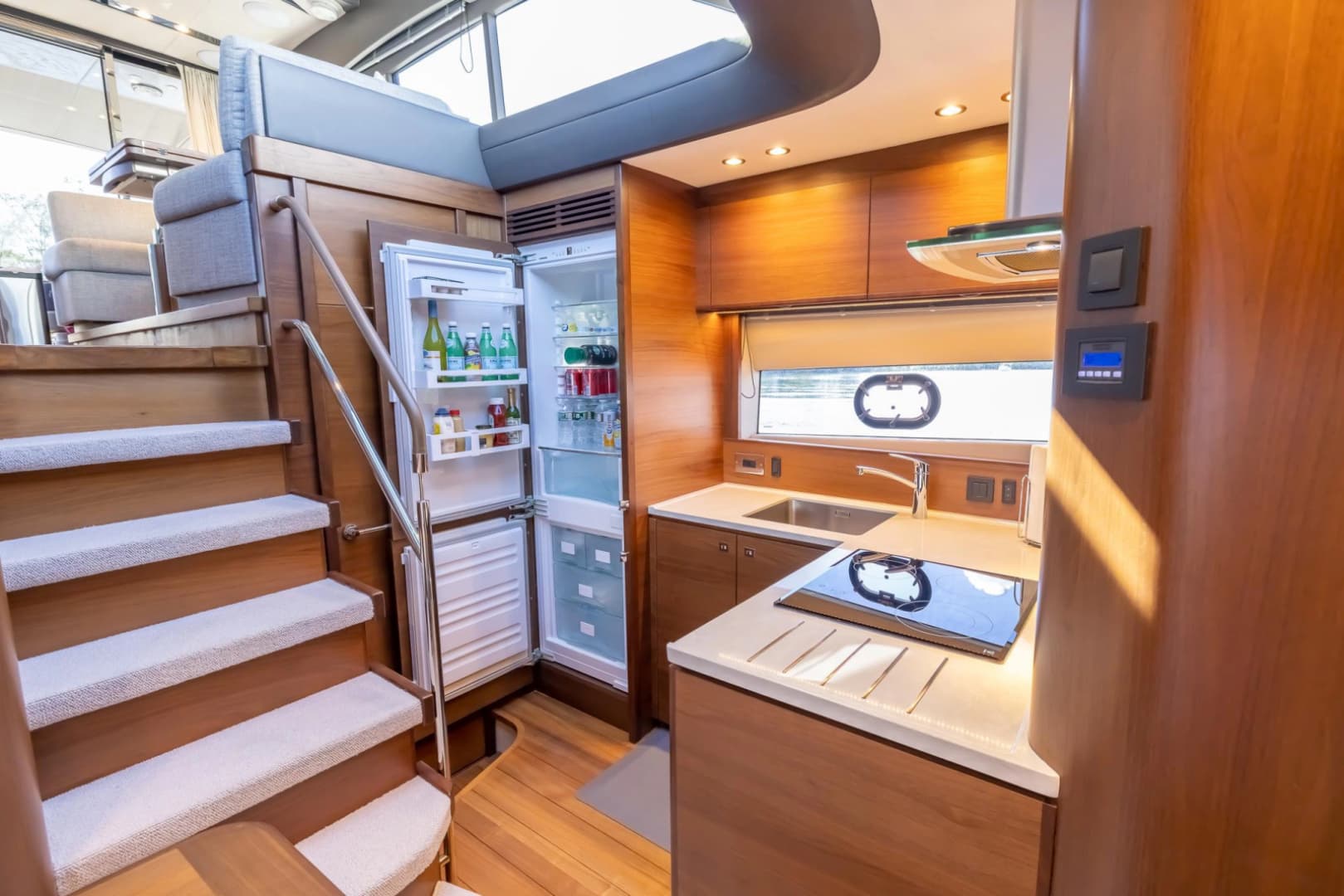 2020 Princess V50