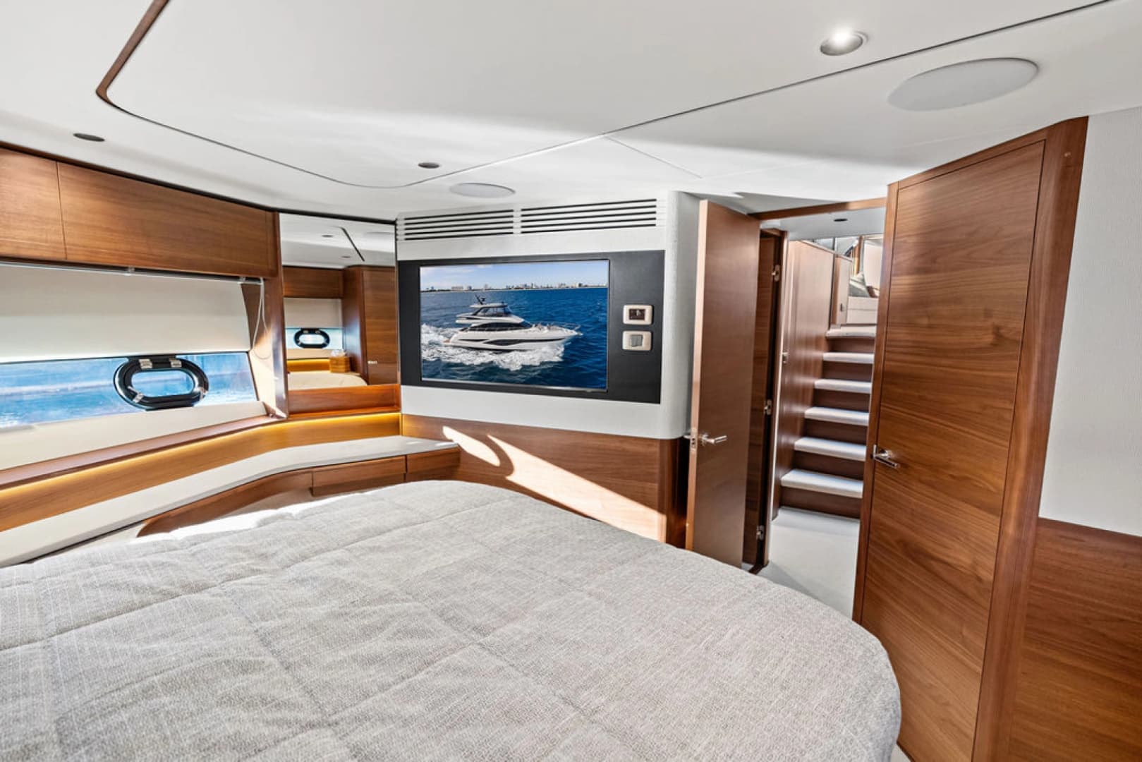 2025 Princess F65