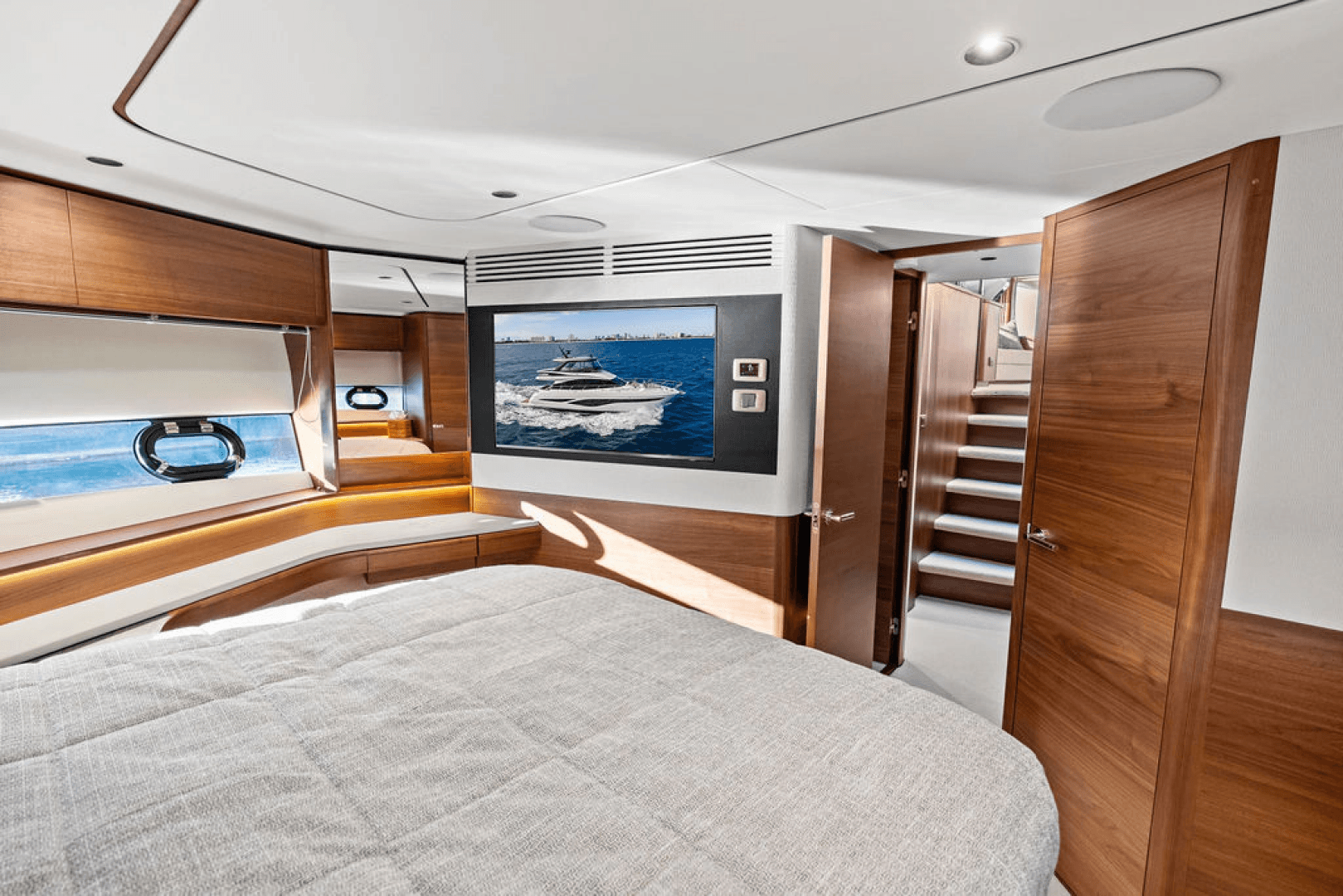 2025 Princess F65