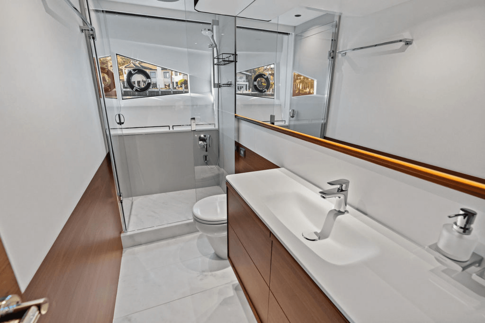 2025 Princess F65