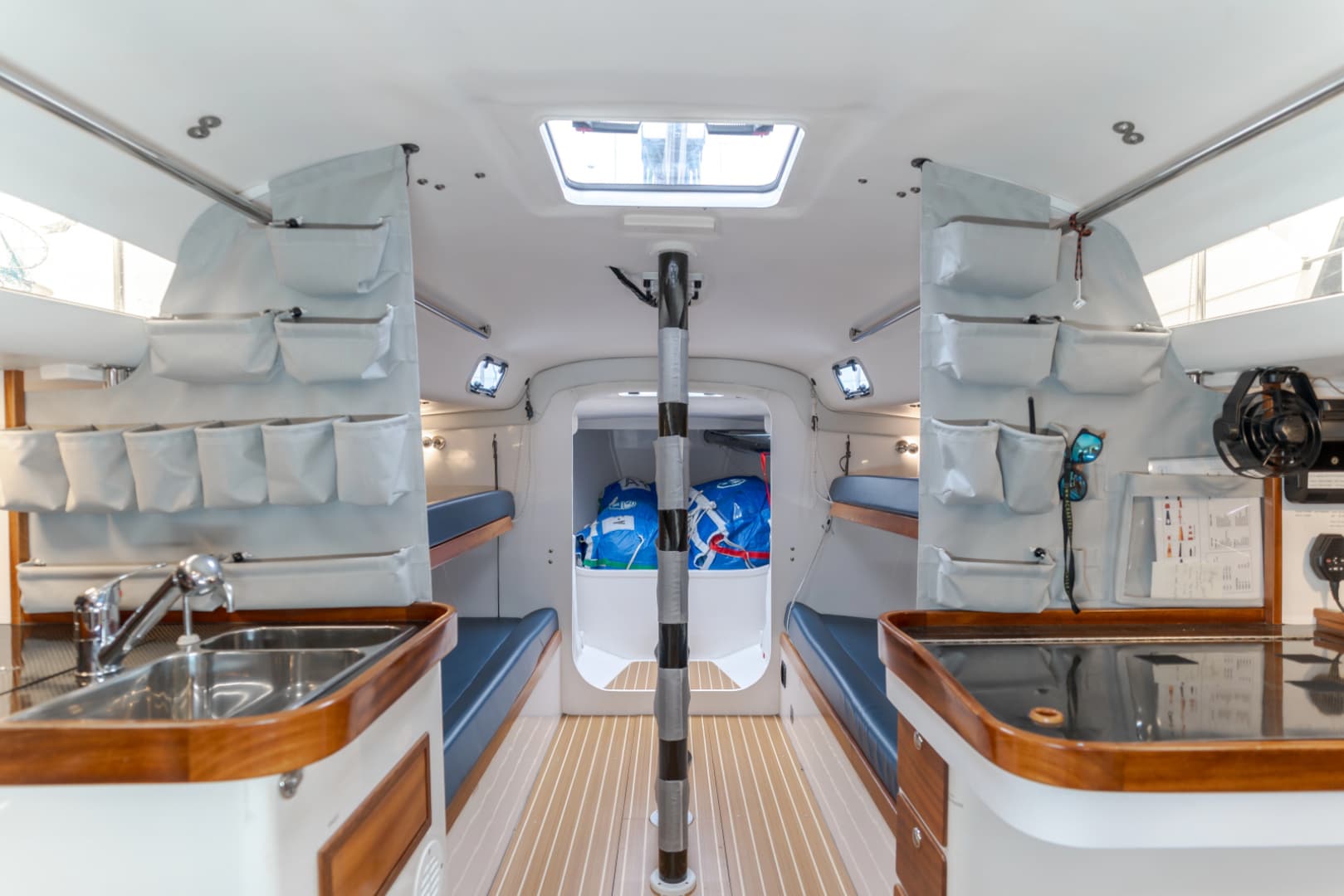 2019 J Boats J/121