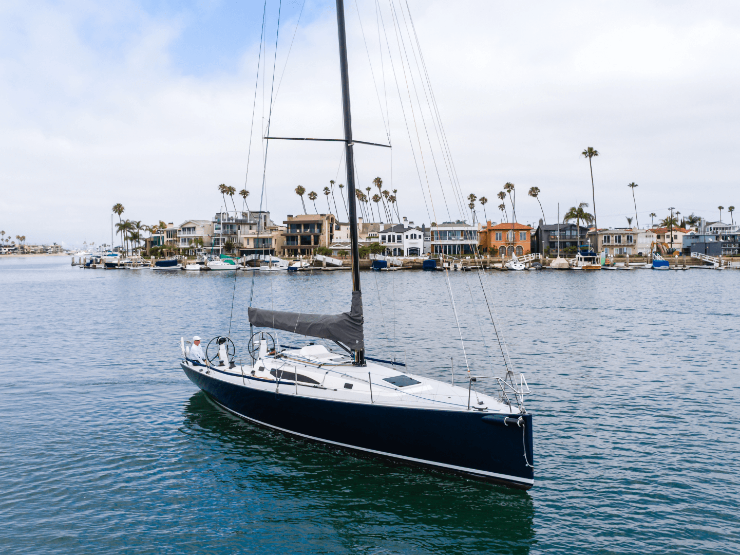 2019 J Boats J/121