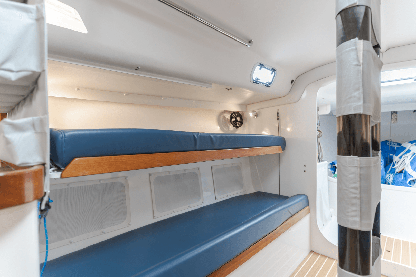 2019 J Boats J/121