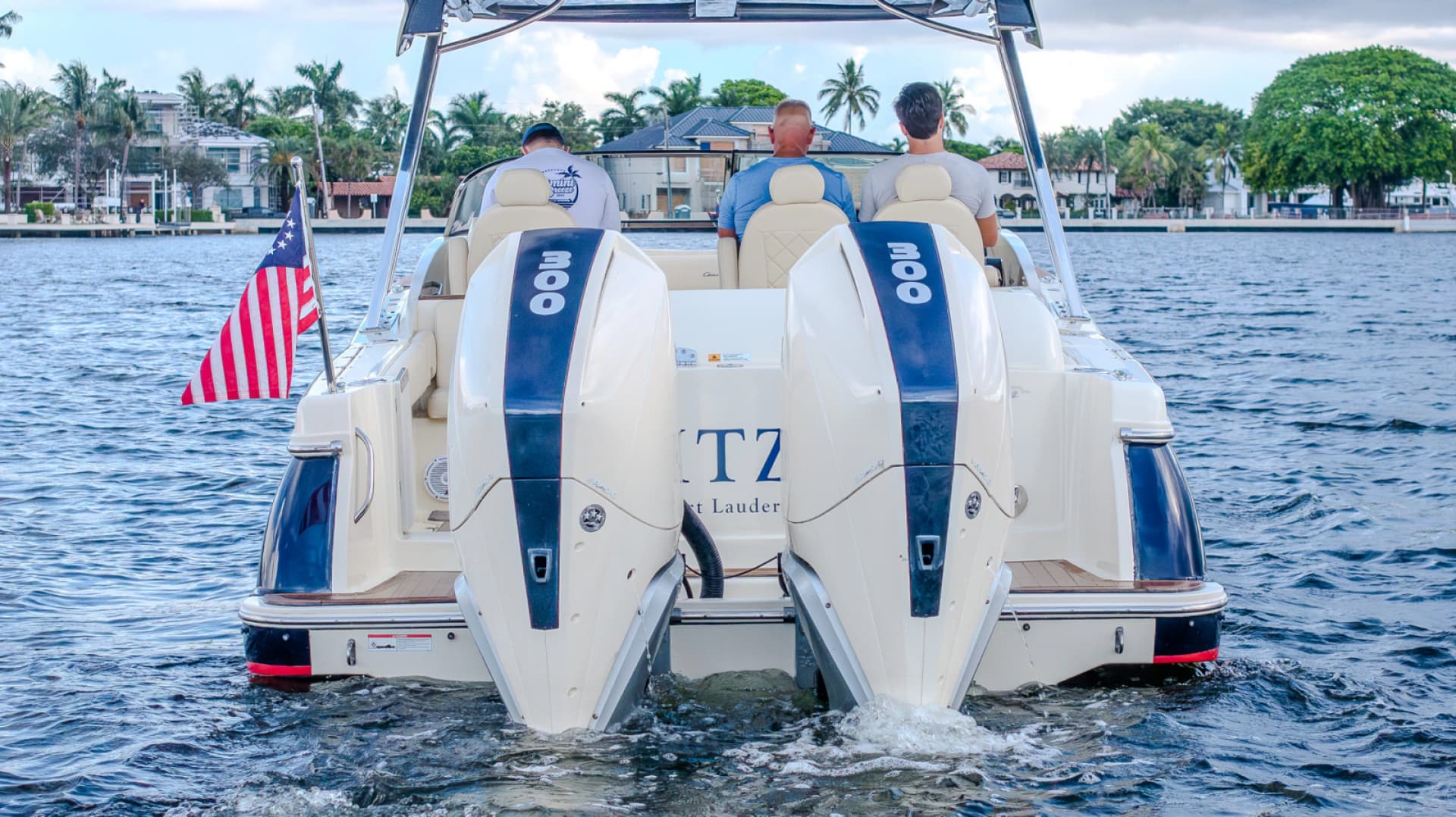 2019 Chris-Craft Calypso 30
