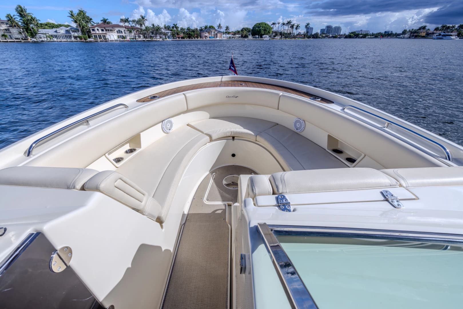 2019 Chris-Craft Calypso 30