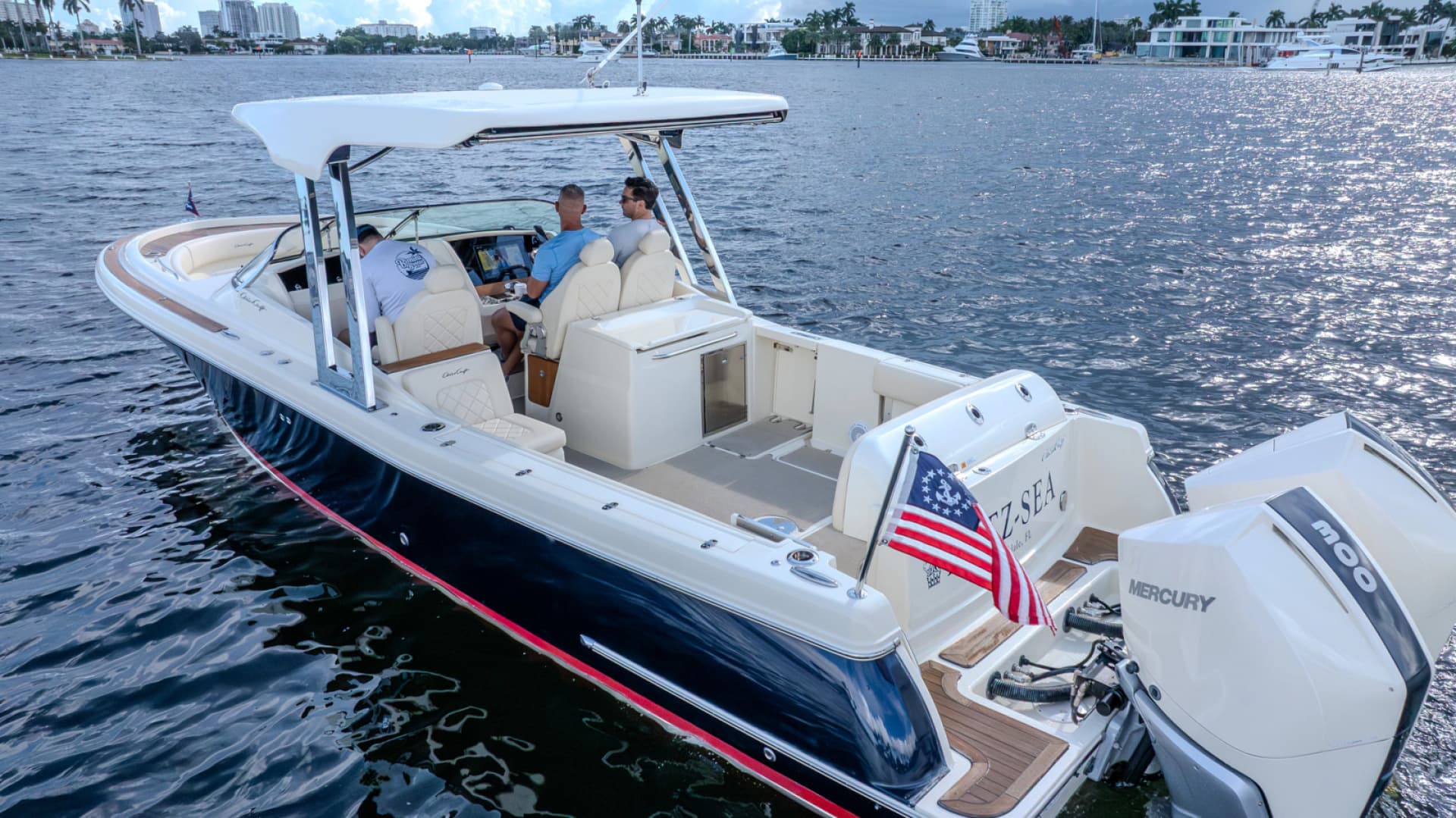 2019 Chris-Craft Calypso 30