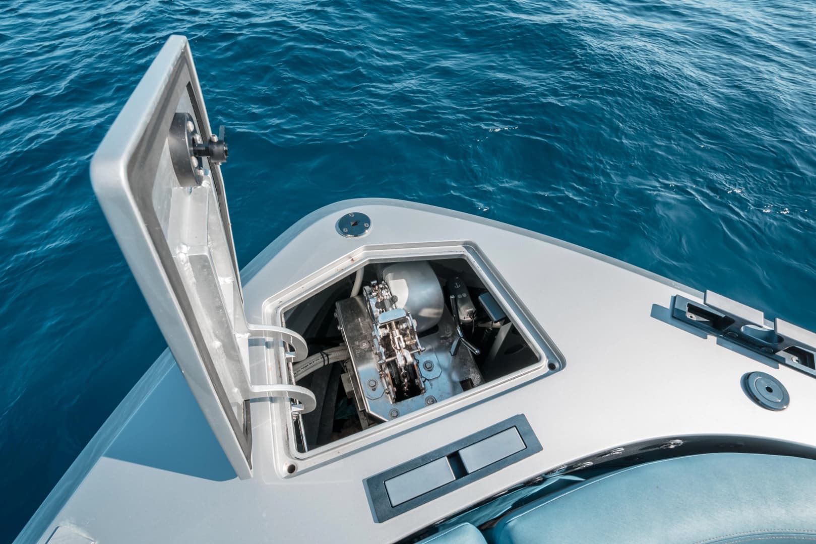 2023 Vanquish Yachts VQ45 Veloce Hardtop