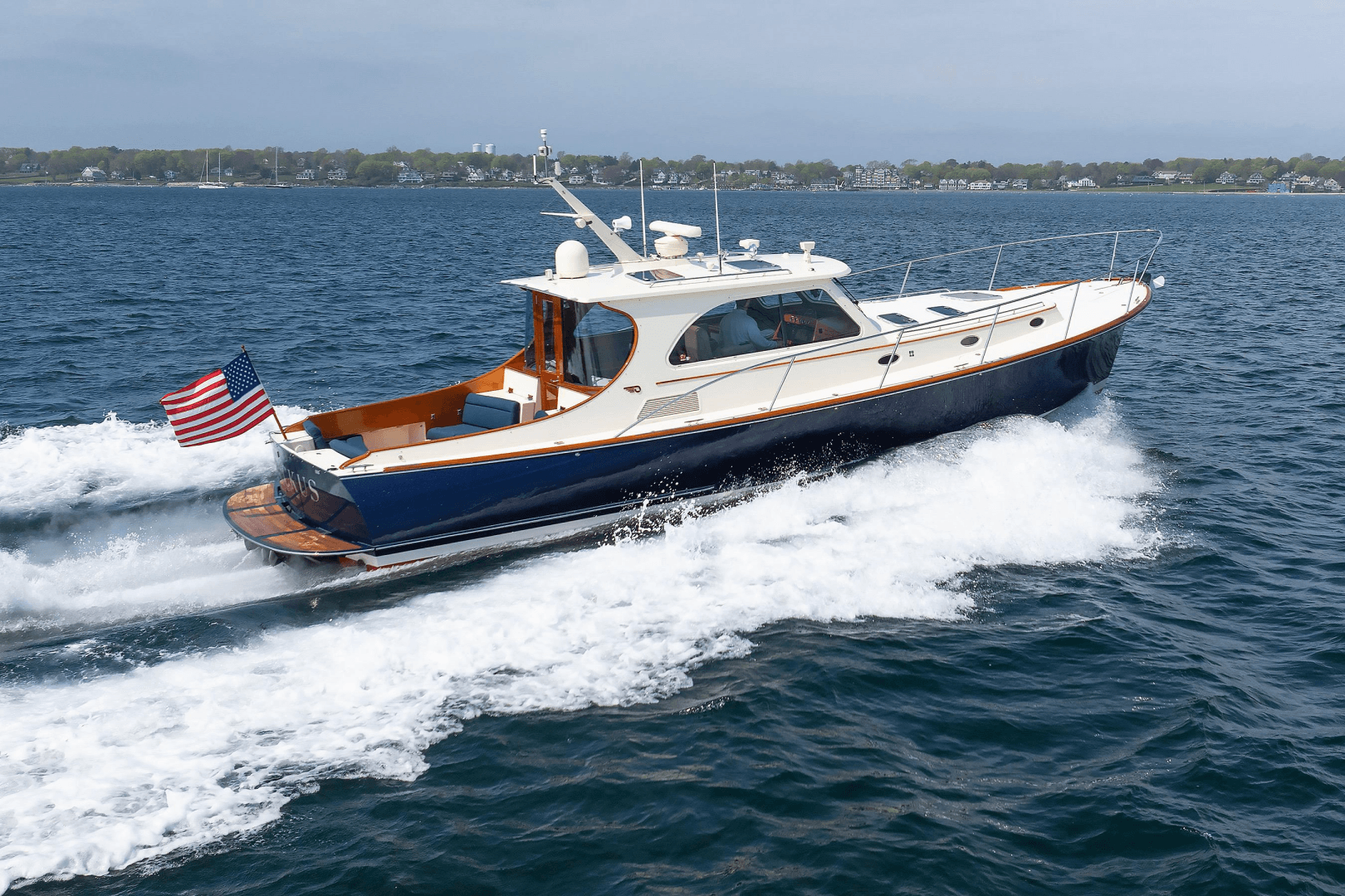 2009 Hinckley Talaria 44 MY