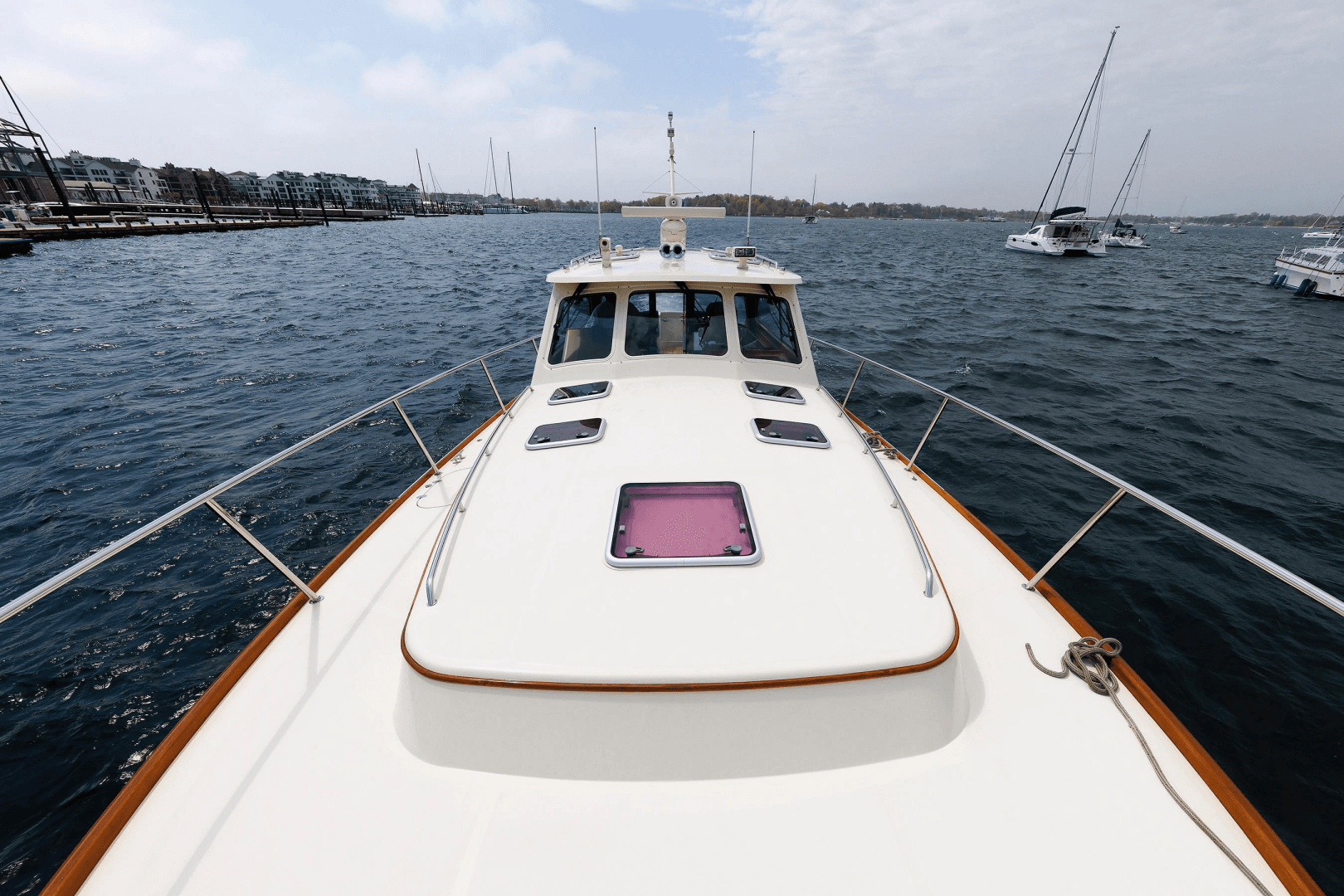2009 Hinckley Talaria 44 MY