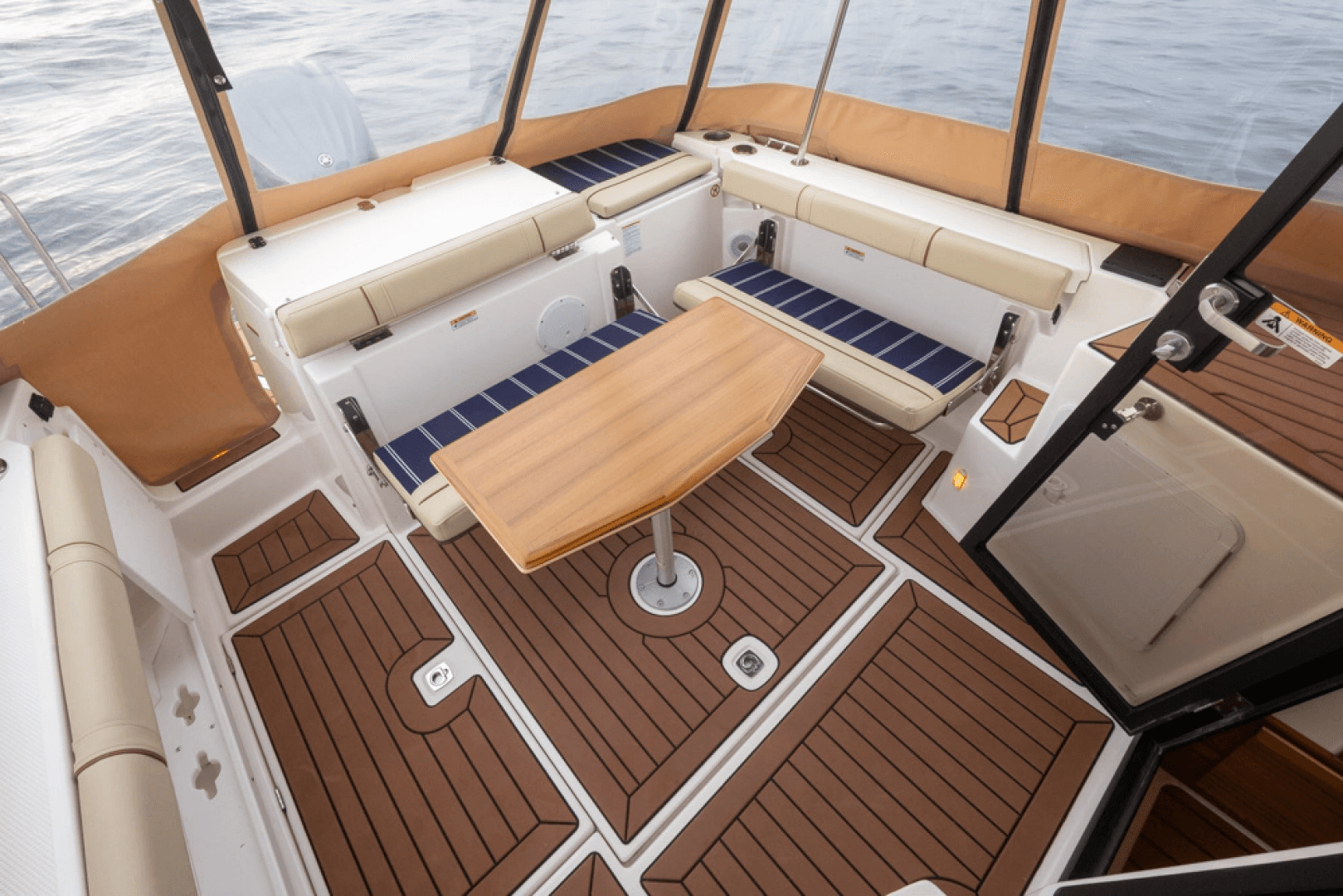 2024 Ranger Tugs R27 Luxury Edition