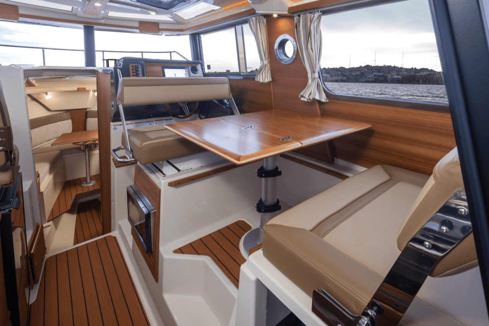 2024 Ranger Tugs R27 Luxury Edition