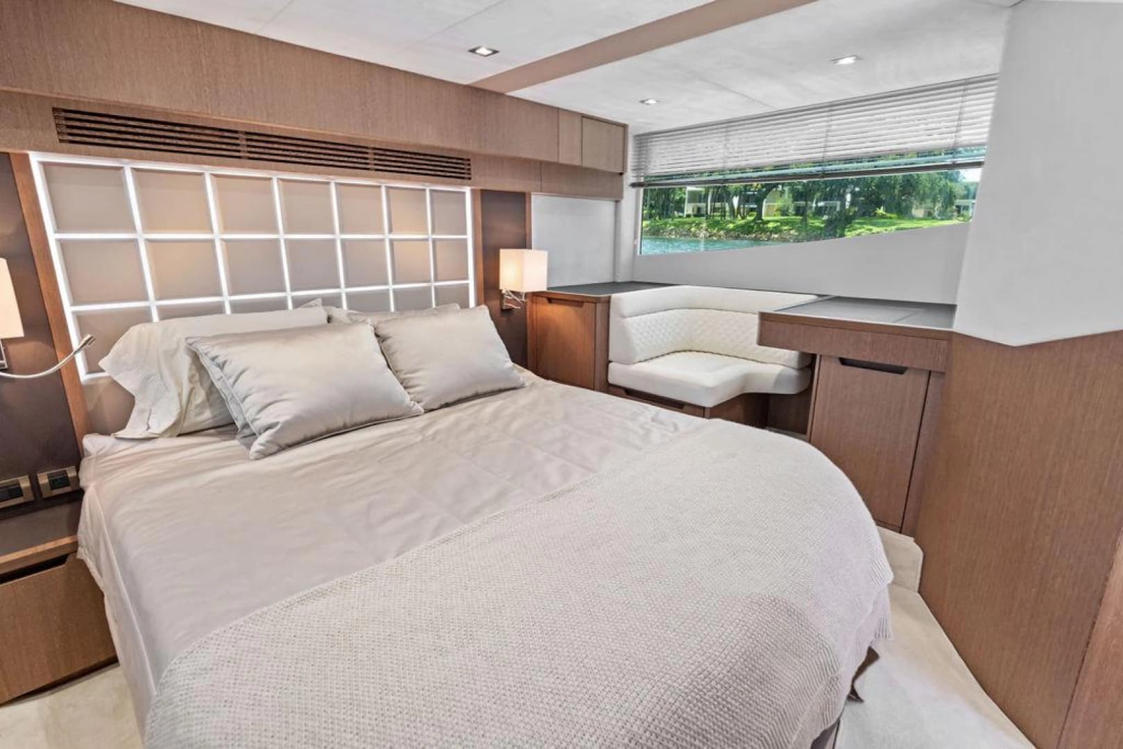 2019 Galeon 500 Fly