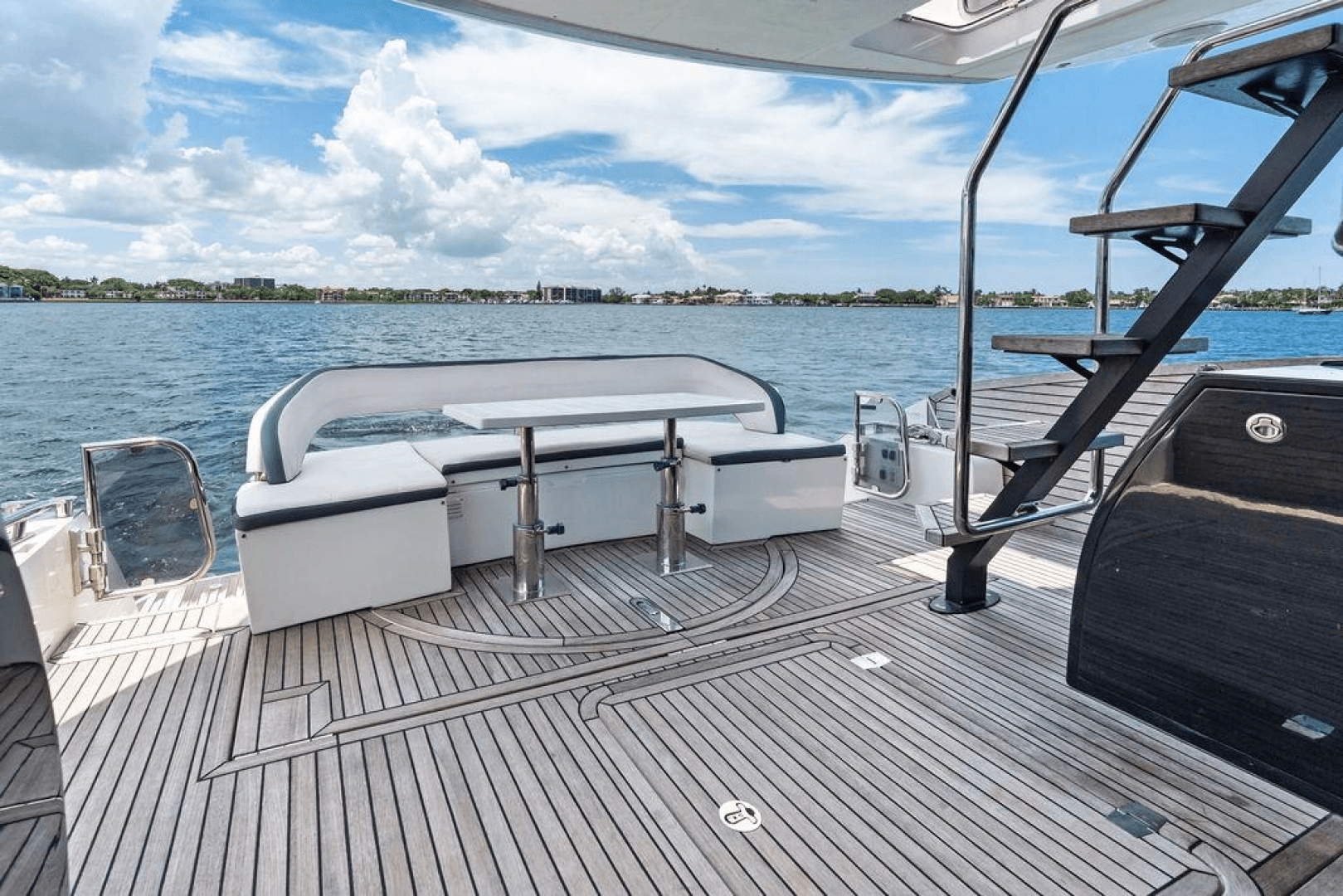 2019 Galeon 500 Fly