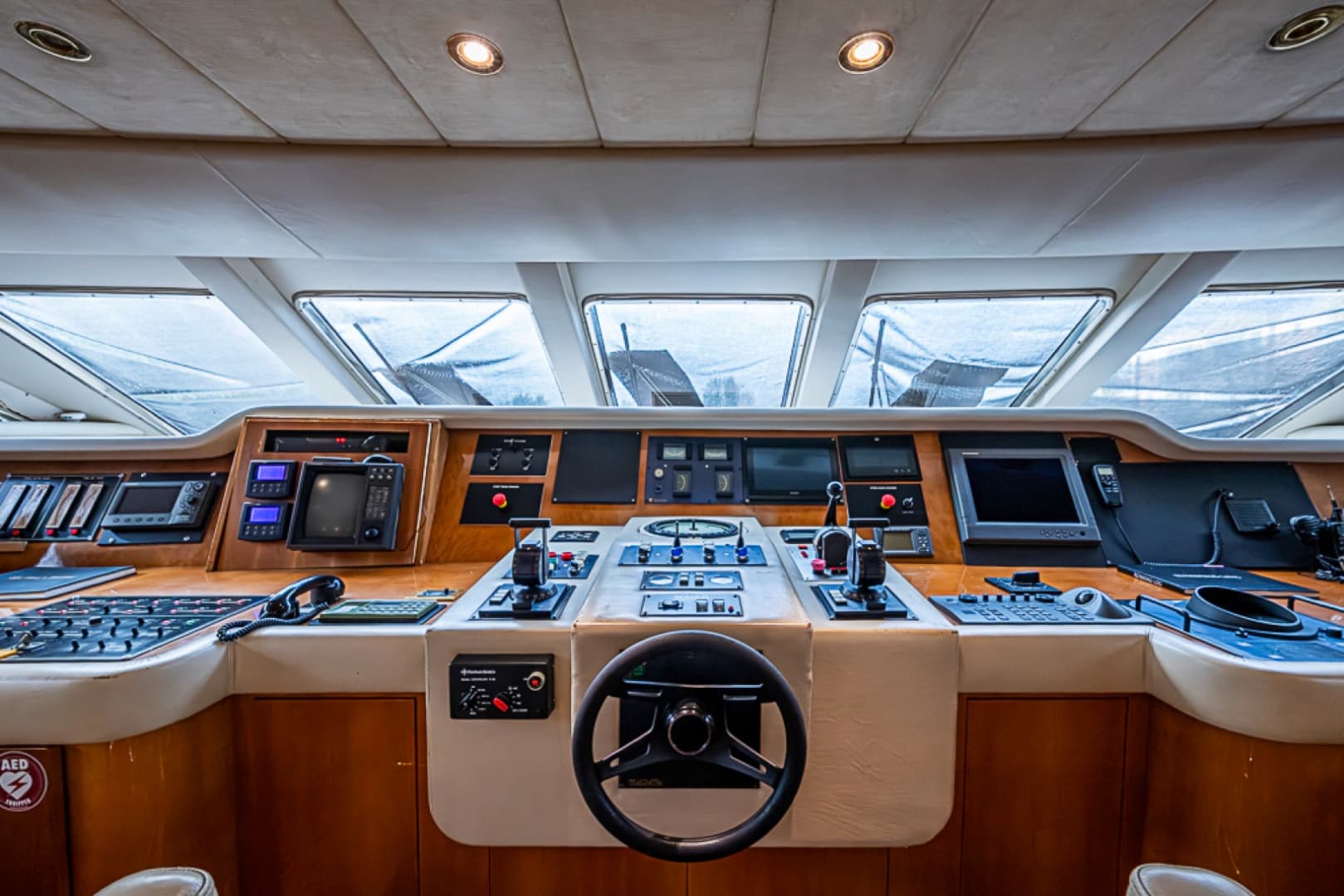 1994 Benetti Trideck