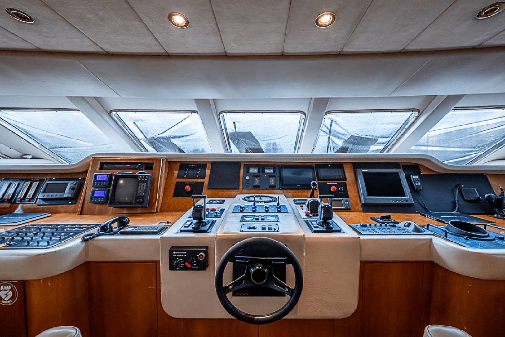 1994 Benetti Trideck