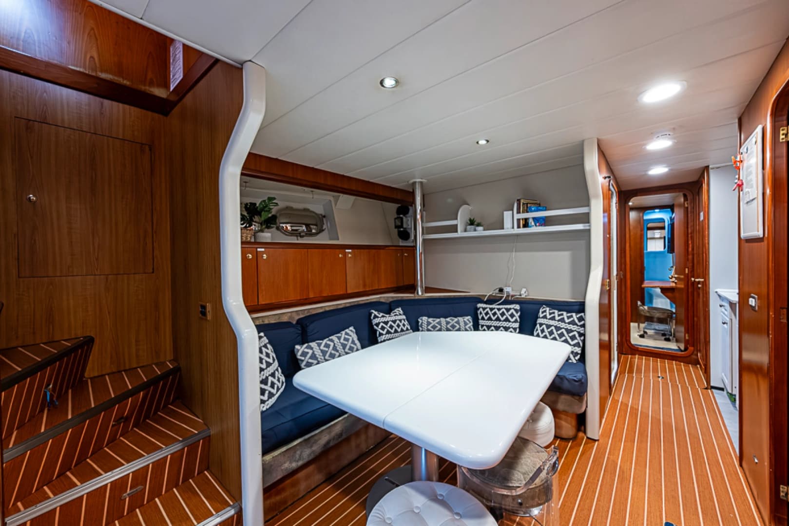 1994 Benetti Trideck