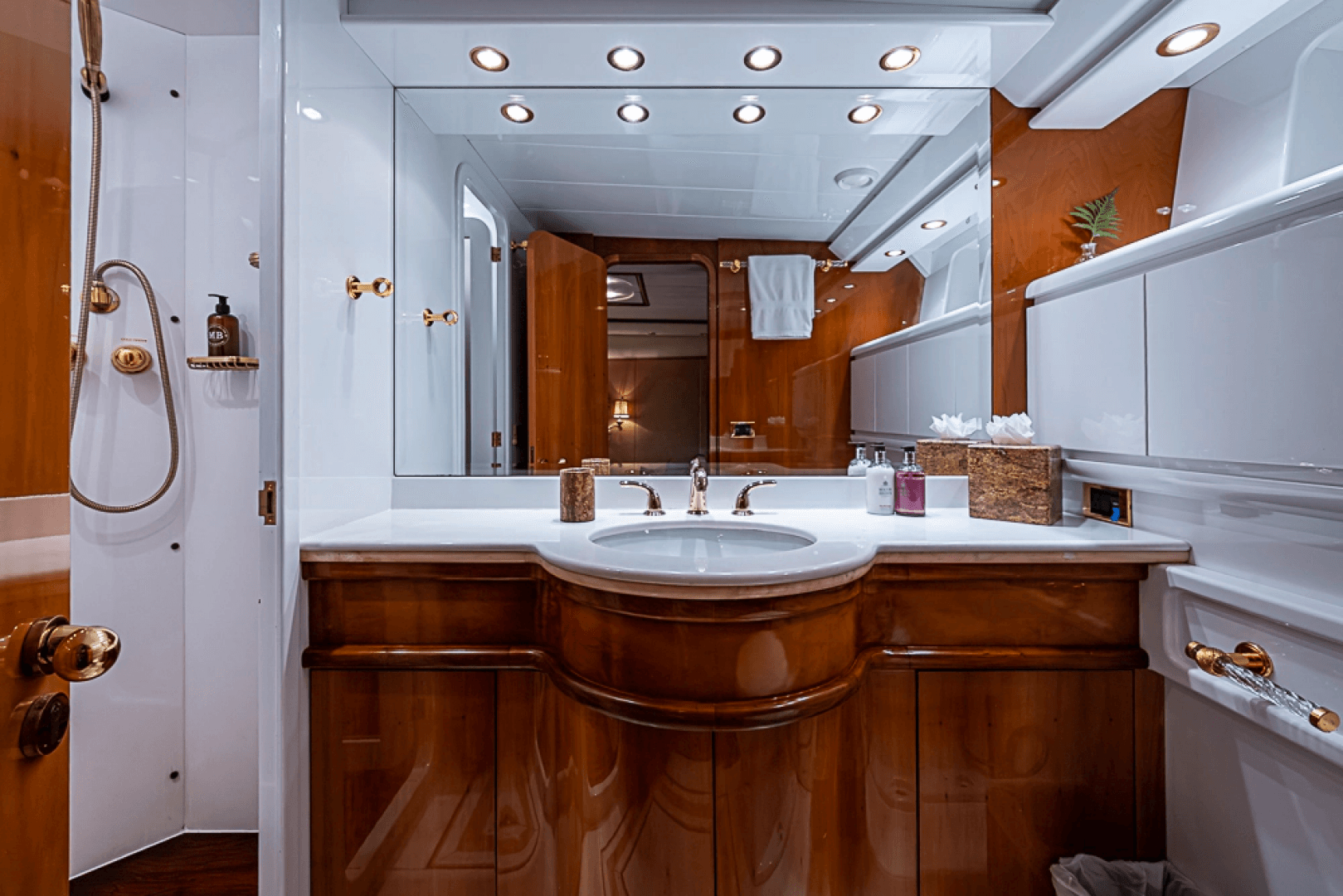 1994 Benetti Trideck