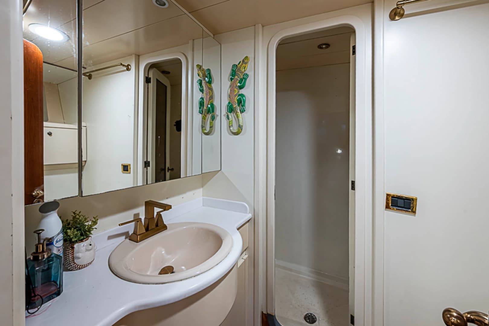 1994 Benetti Trideck