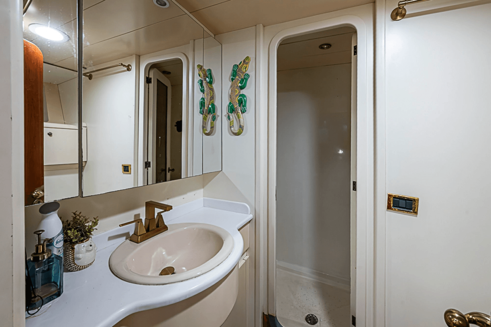 1994 Benetti Trideck
