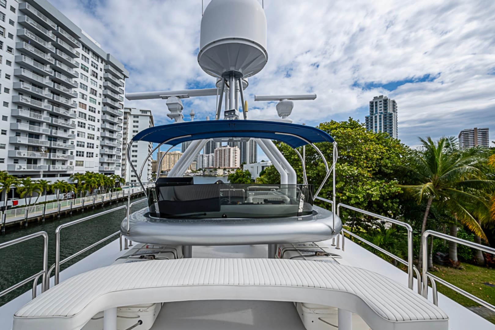 1994 Benetti Trideck