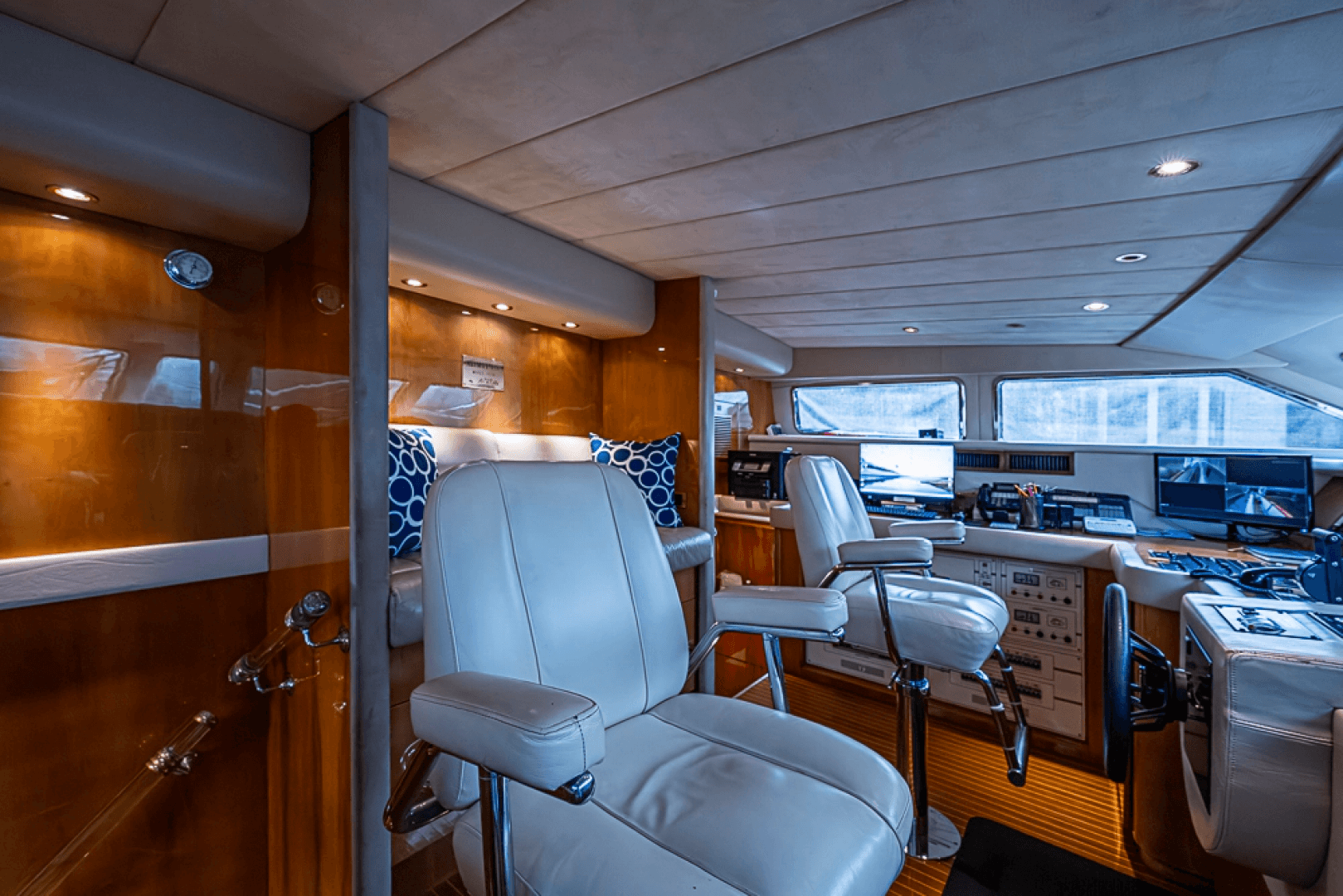 1994 Benetti Trideck