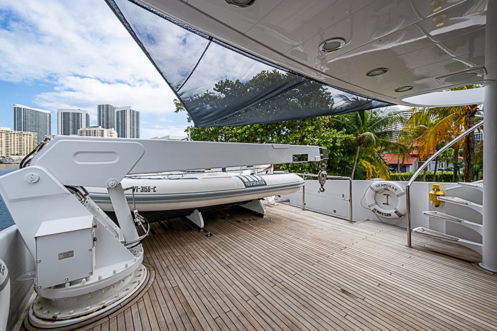 1994 Benetti Trideck