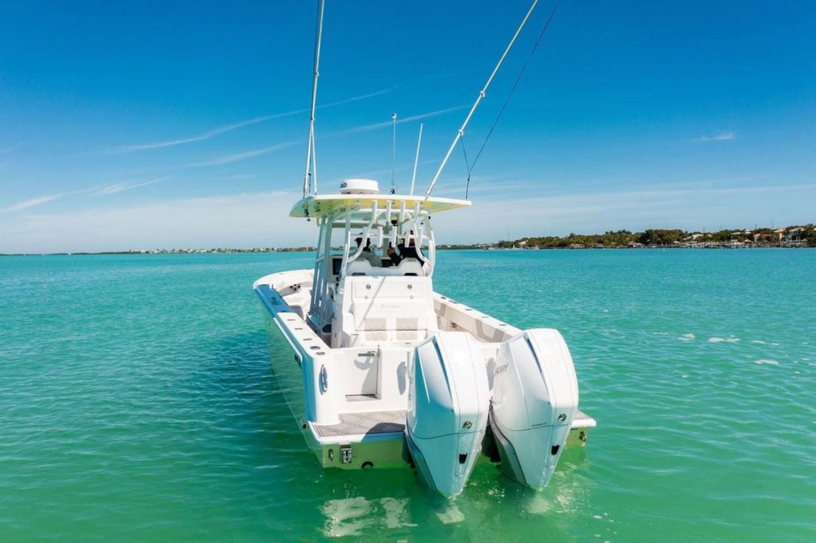 2023 Reef Runner 340 Center Console