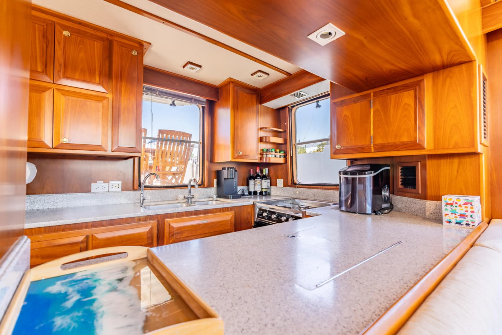 2009 DeFever 45 Motoryacht