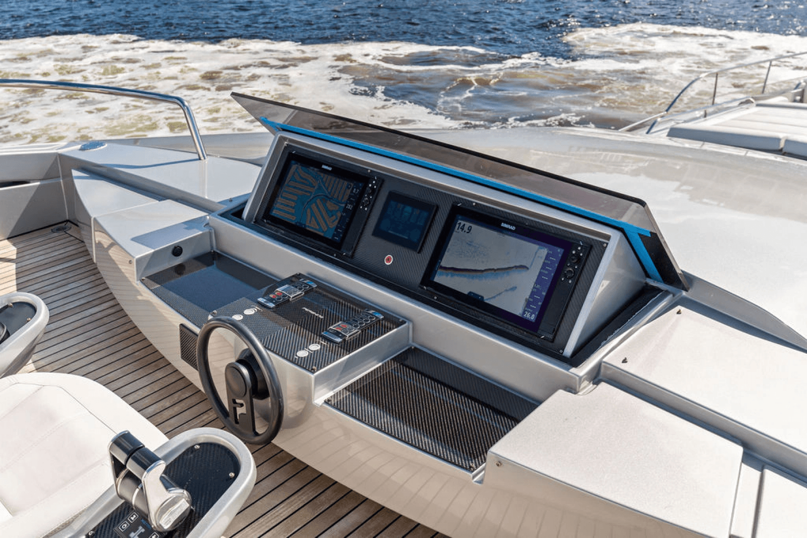 2022 Pershing 9X