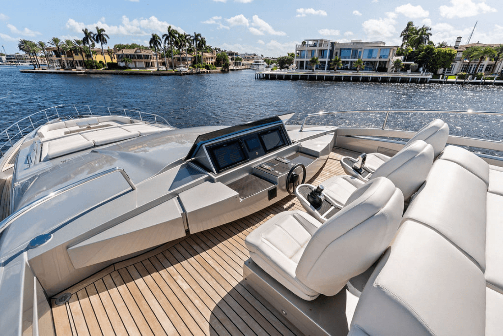 2022 Pershing 9X