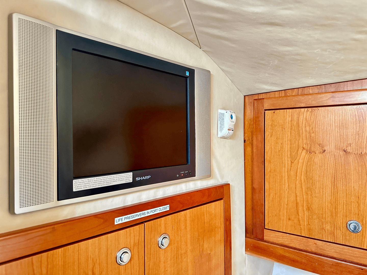 2008 Albemarle 410 Express Fisherman
