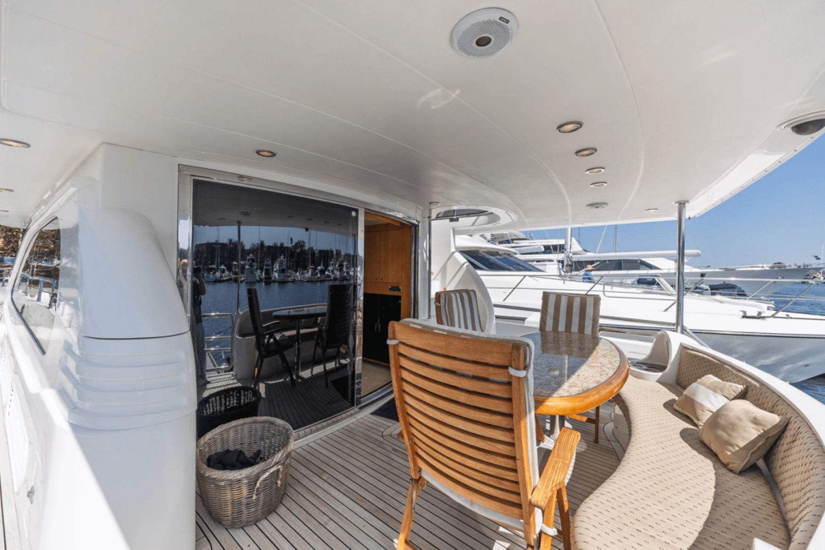 2005 Horizon 64 Elegance
