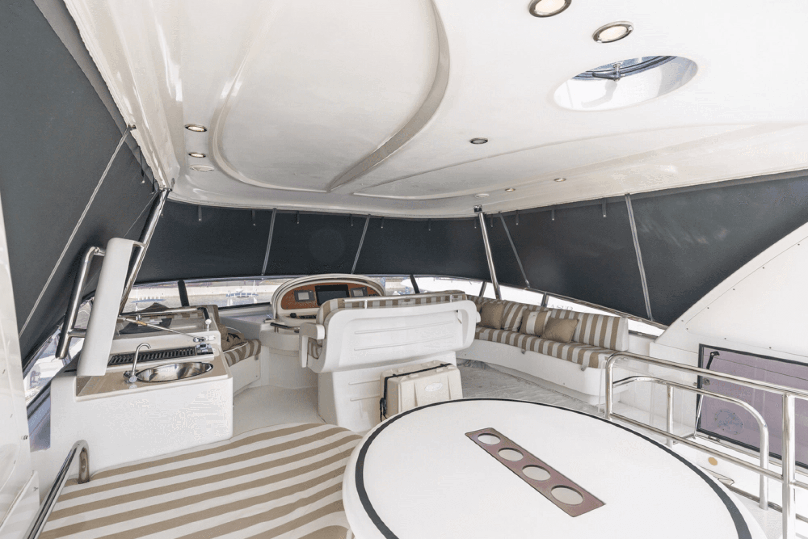 2005 Horizon 64 Elegance