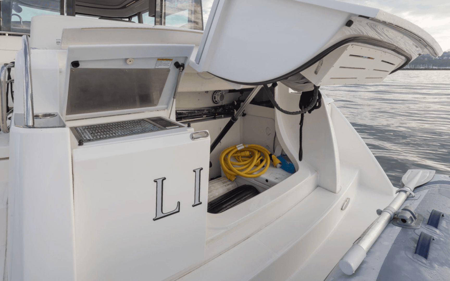 2019 Tiara Yachts C49 Coupe