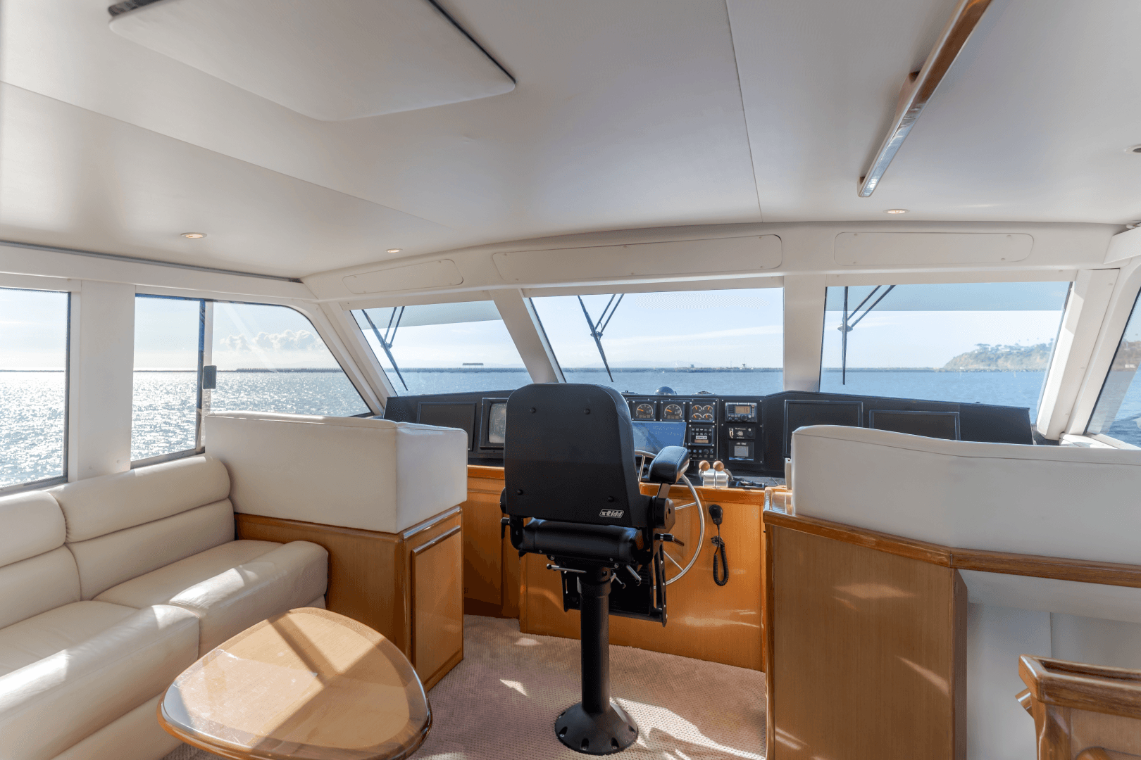 1999 Viking Enclosed Bridge