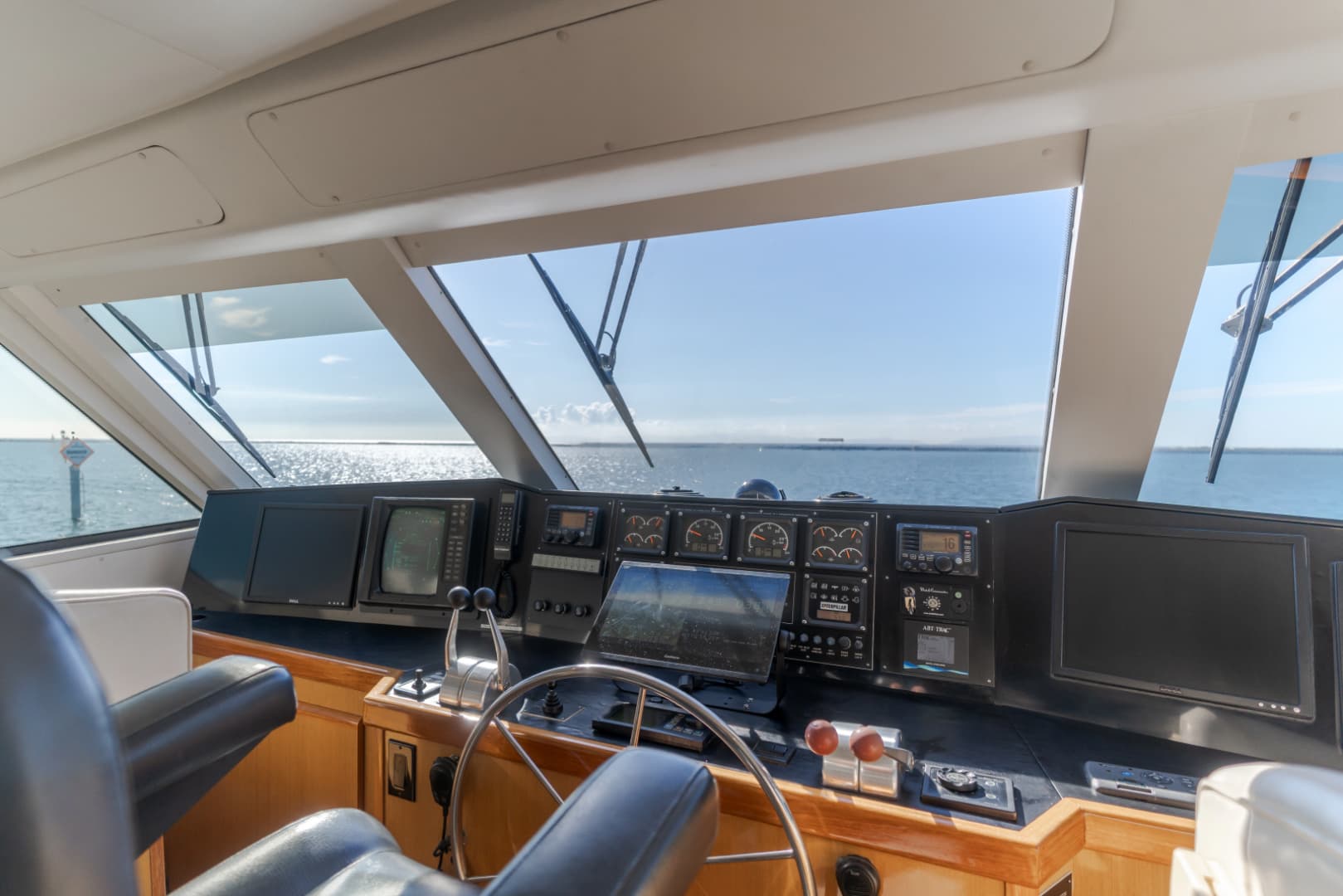 1999 Viking Enclosed Bridge