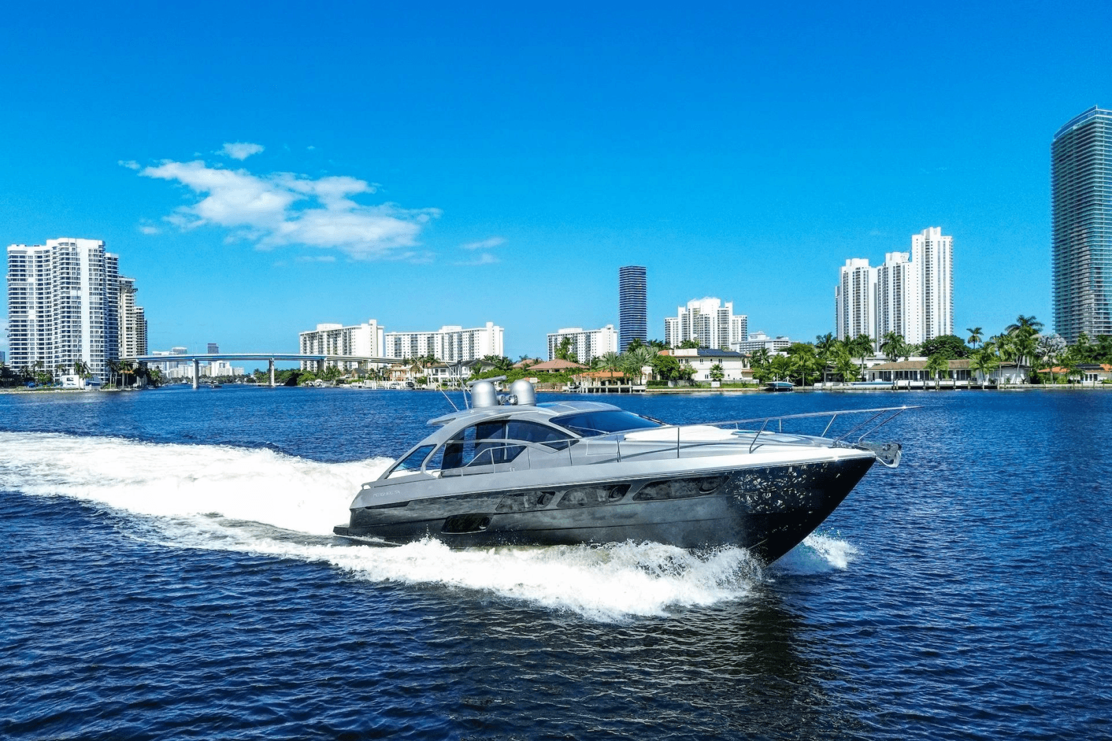 2018 Pershing 5x