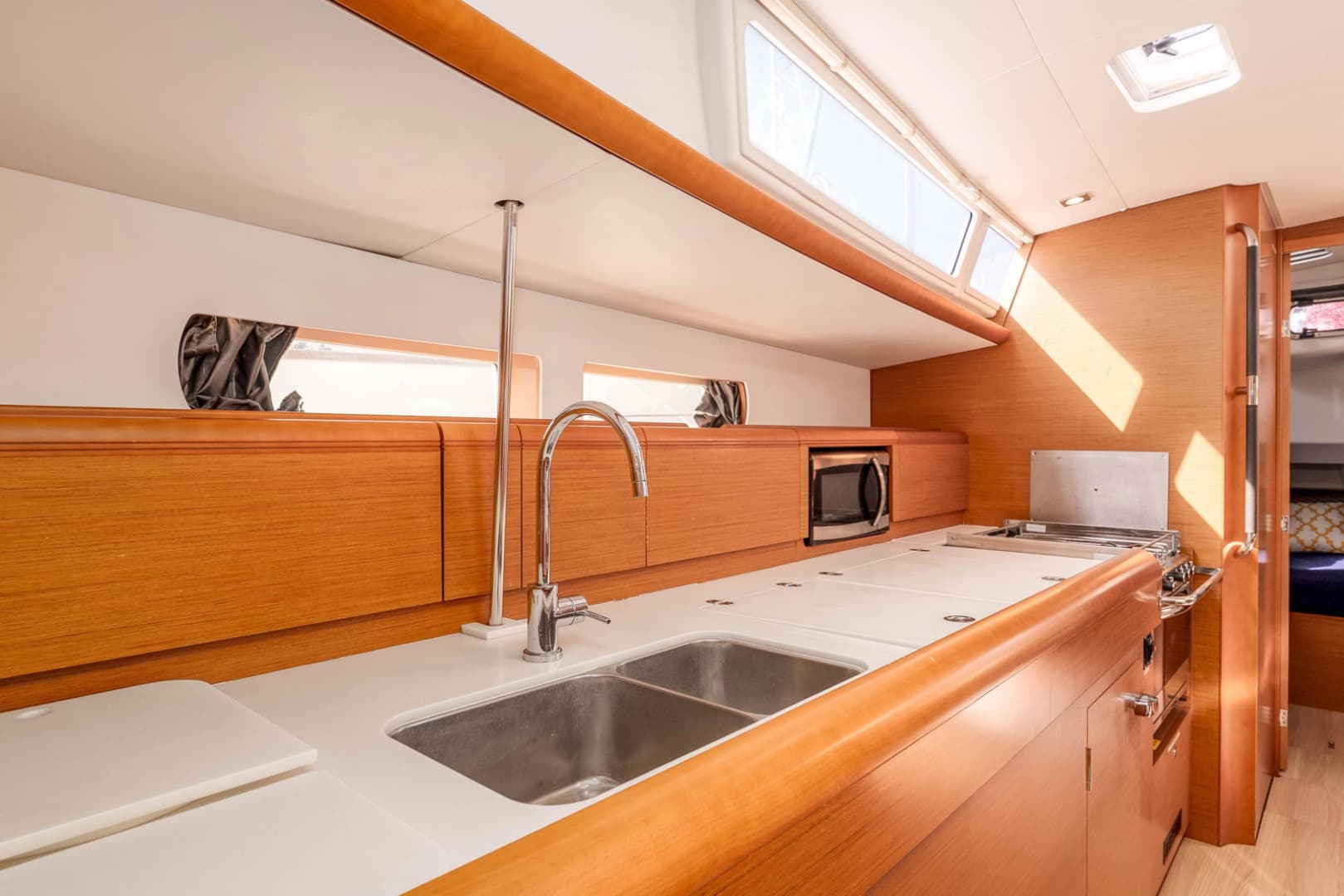 2018 Jeanneau Sun Odyssey 479