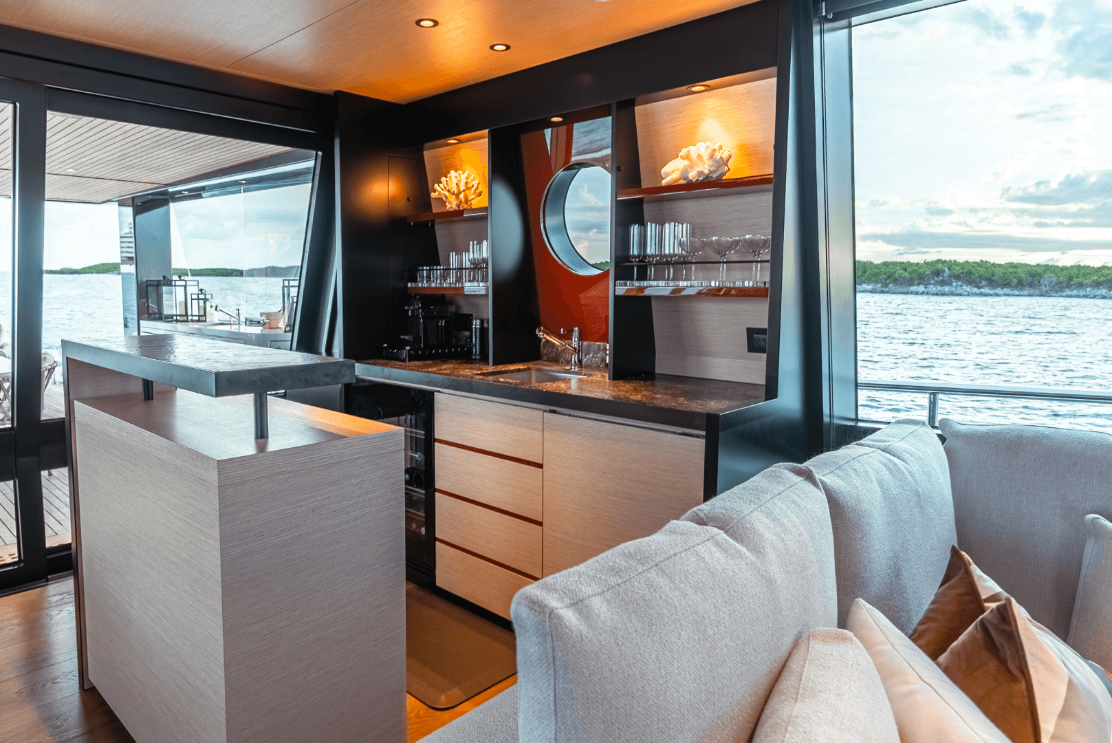 2022 Alpha Custom Yachts Spritz