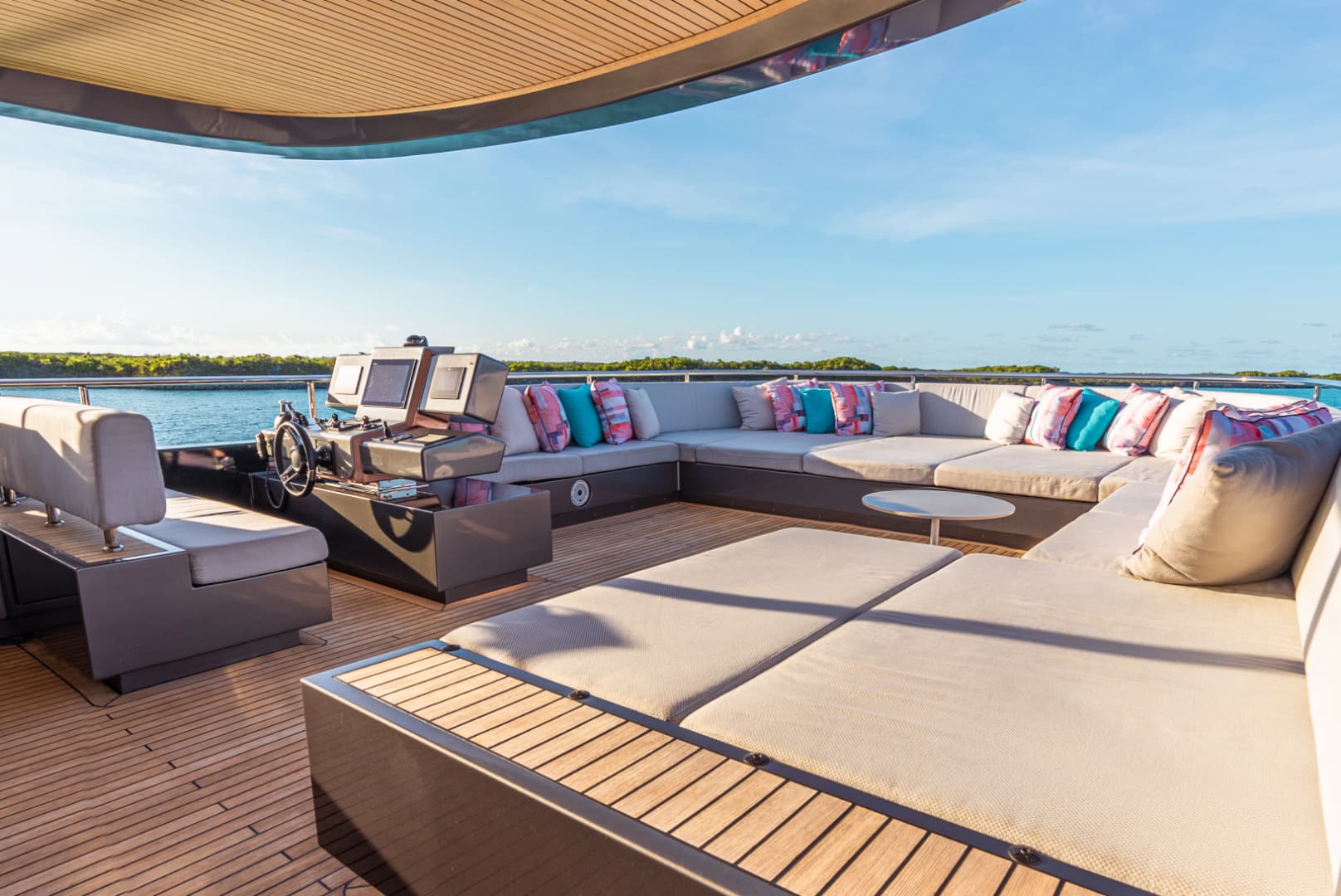 2022 Alpha Custom Yachts Spritz