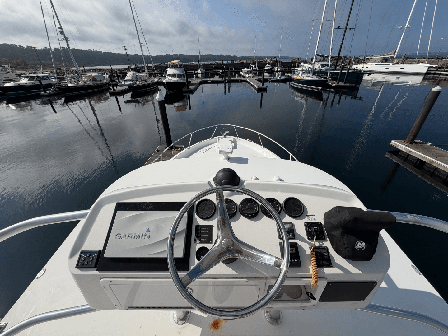 2010 Luhrs 37 OB Canyon Series