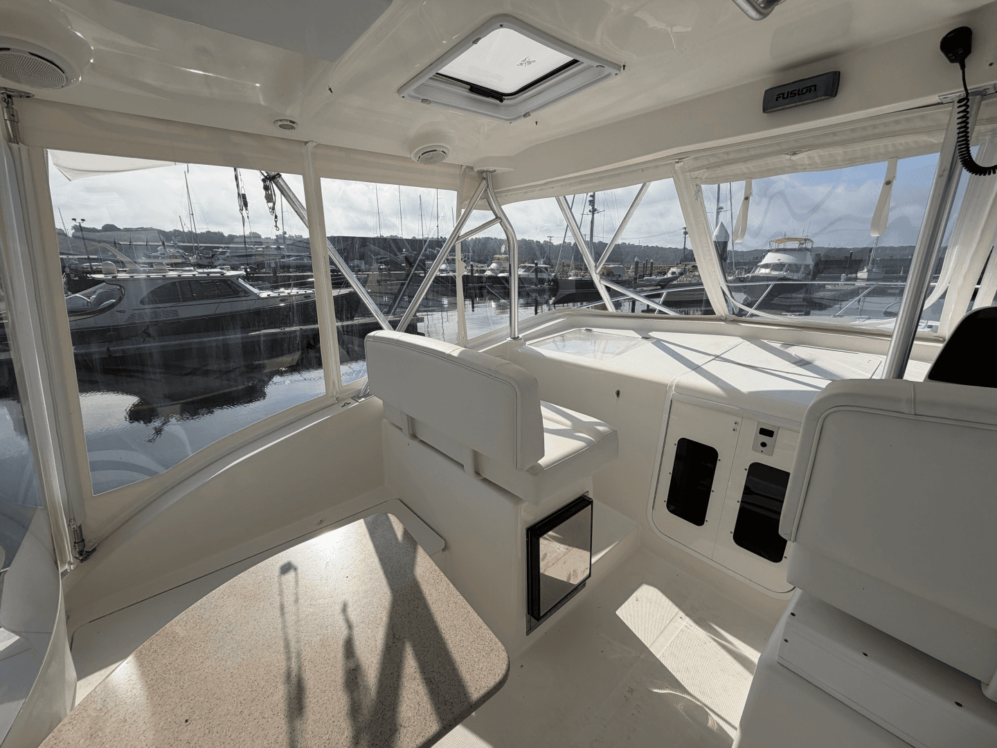 2010 Luhrs 37 OB Canyon Series