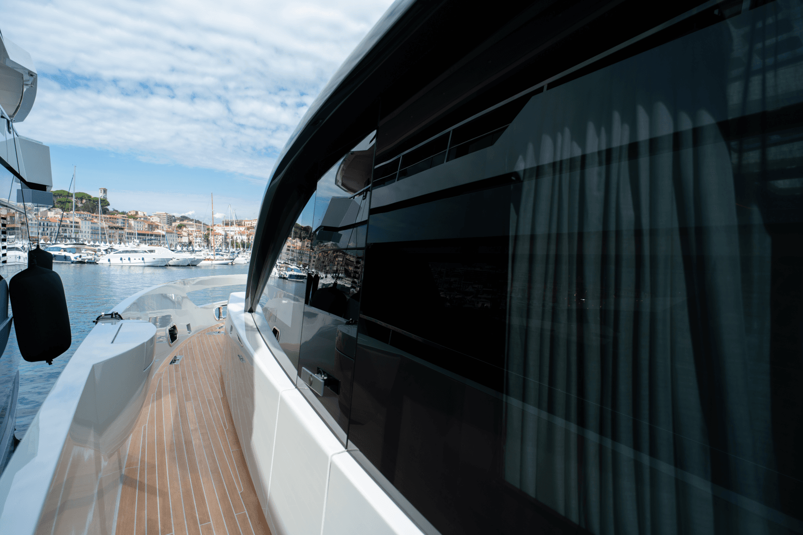 2027 Extra Yachts X90 Fast