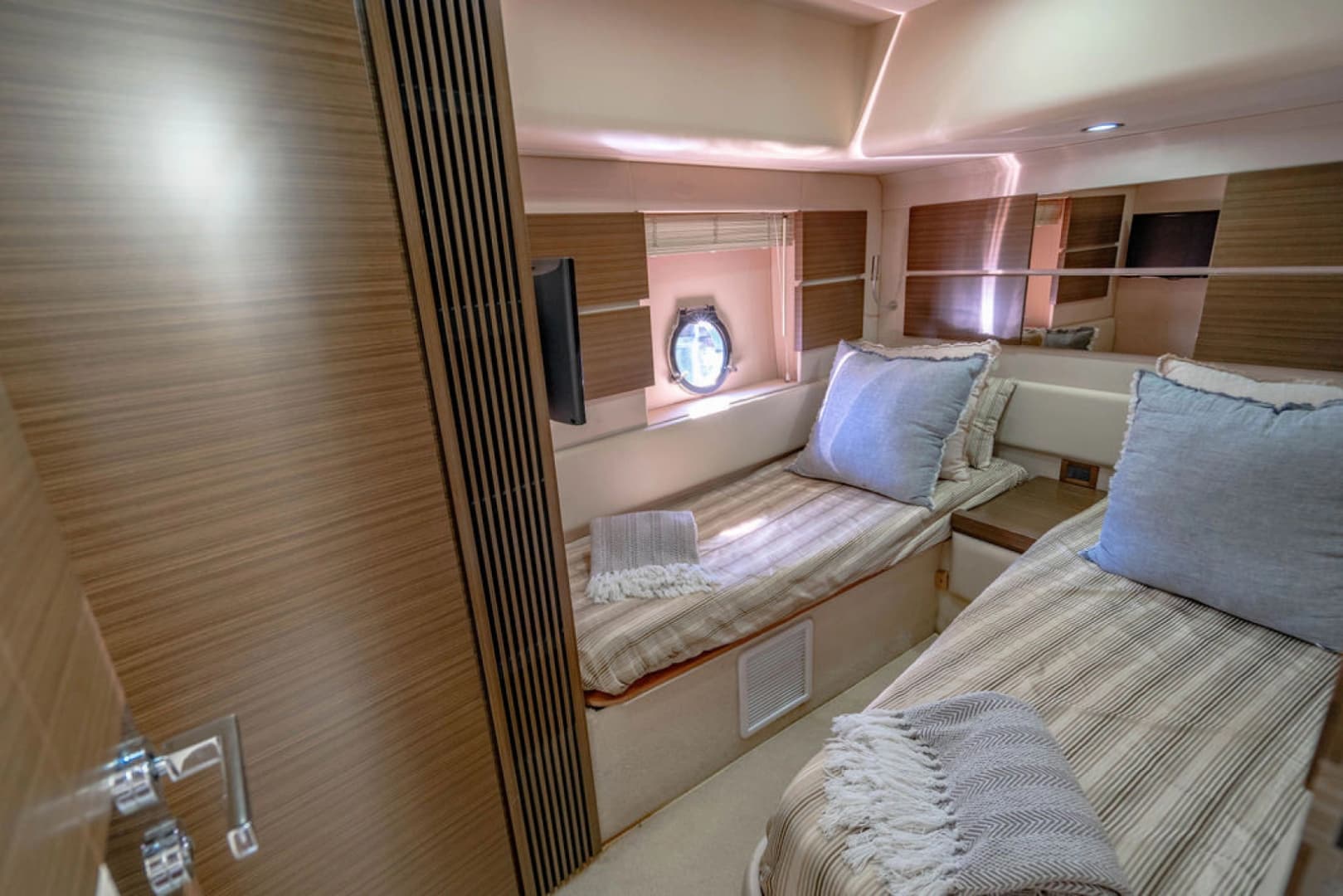 2015 Azimut 54 Flybridge