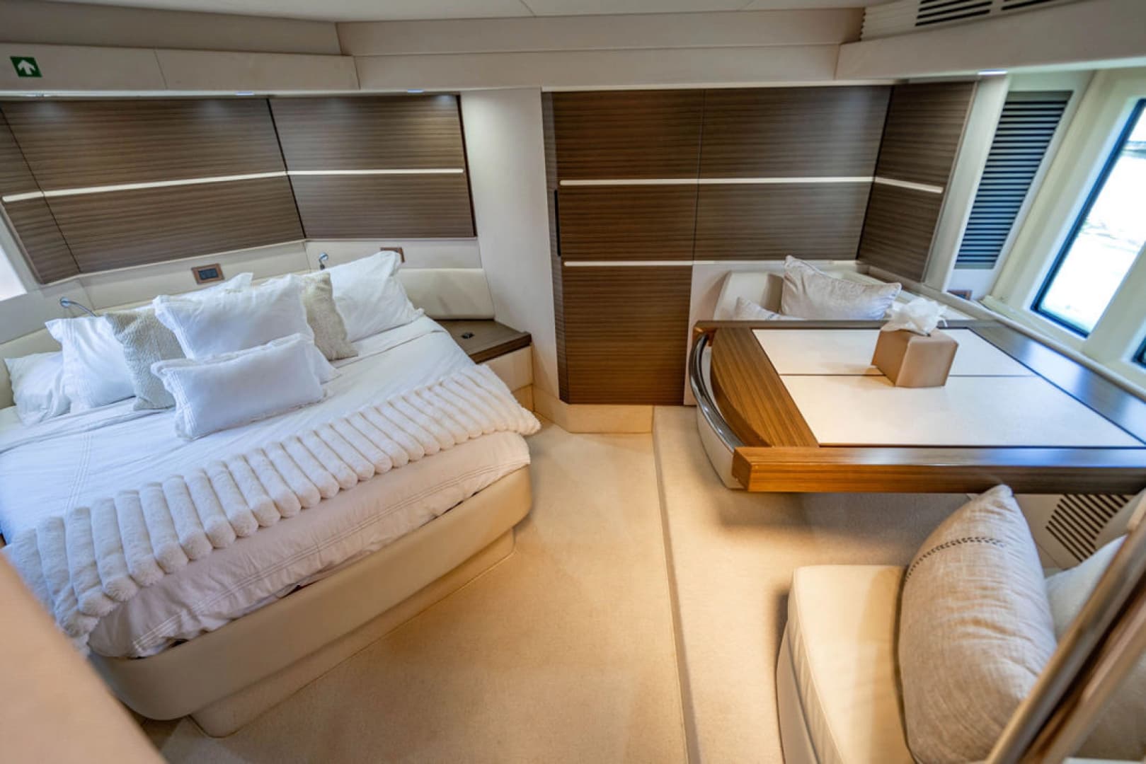 2015 Azimut 54 Flybridge